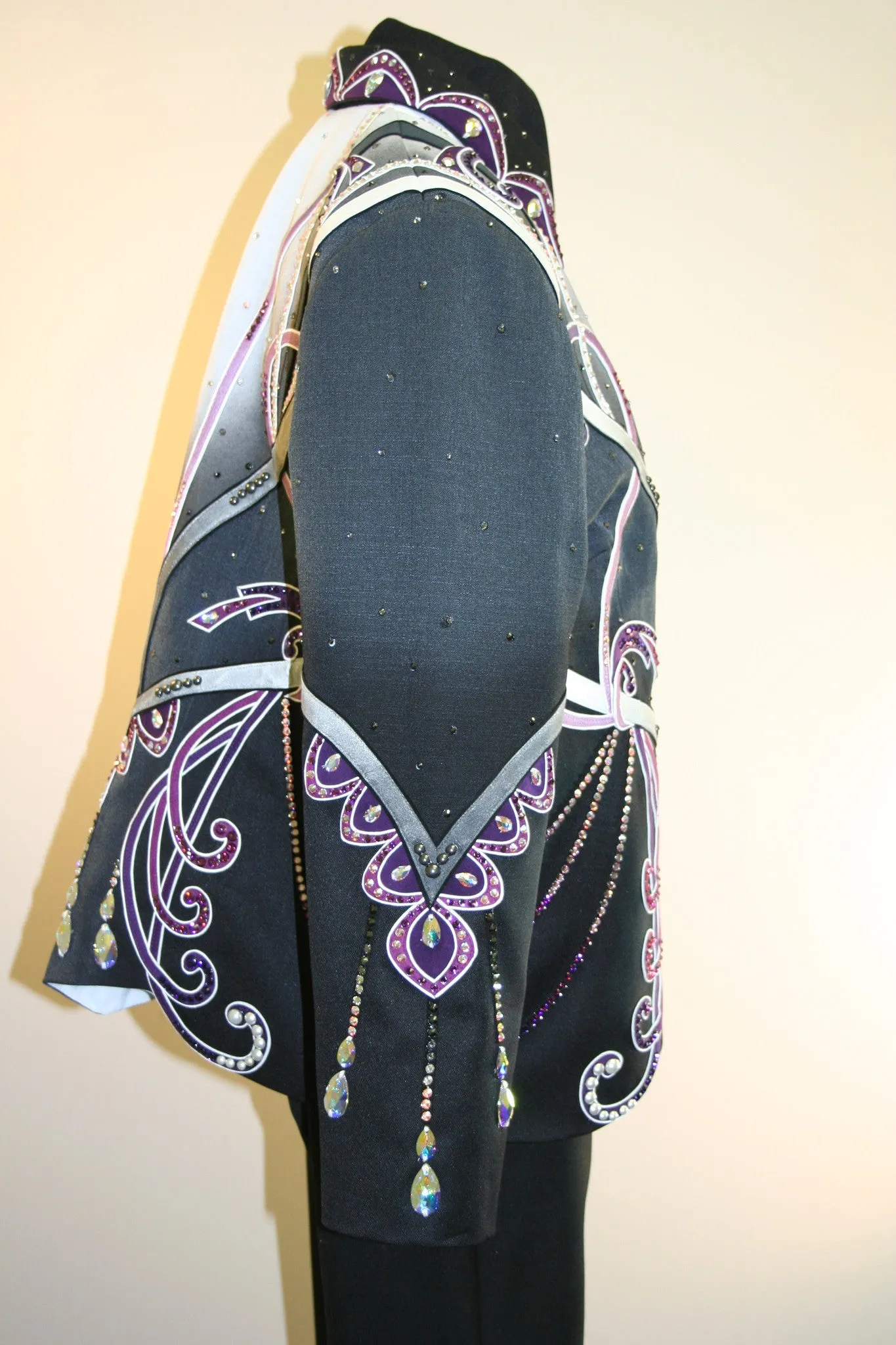 Budget Black and Purple Showmanship Outfit, Ladies XL, 1897AB
