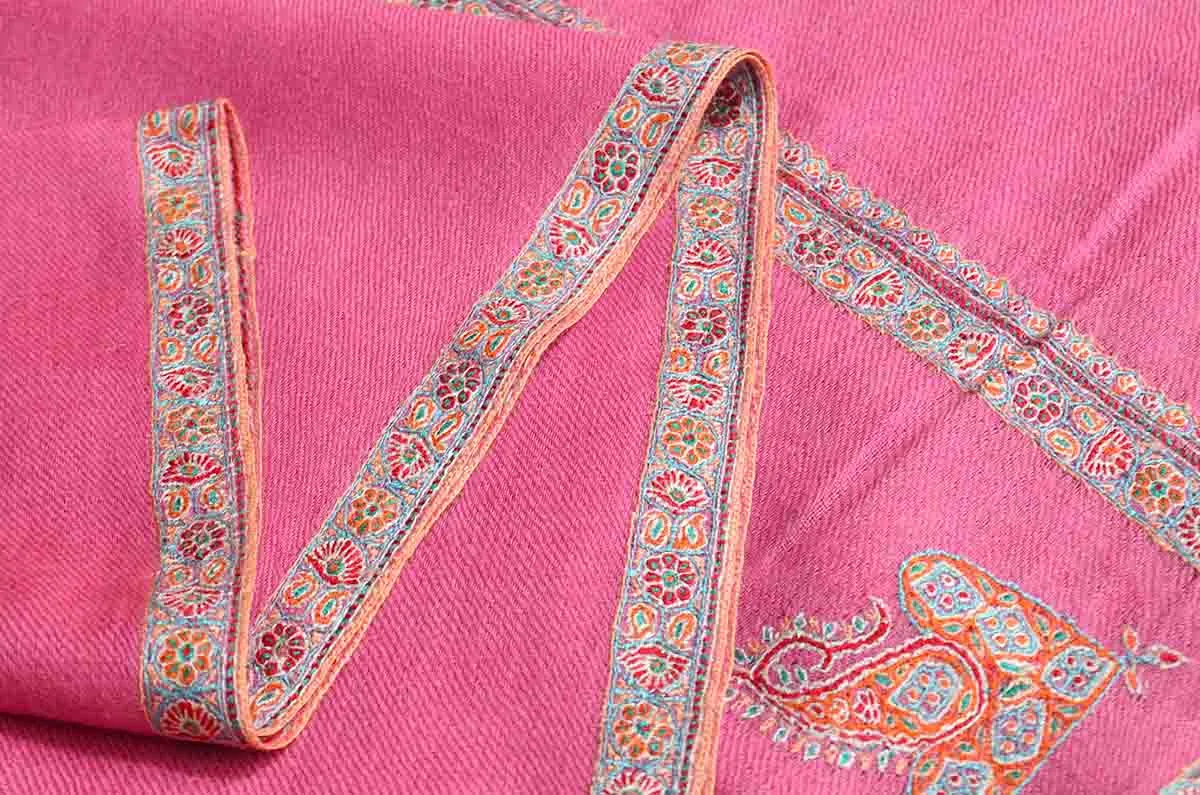 Small embroidery shawl-5049